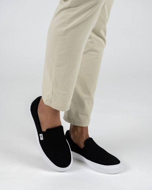 TreeShoe SlipOn Women Black